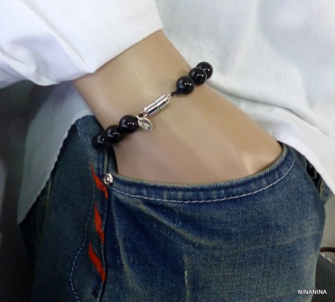 N3346f_bracelet_homme_personnalise_perles_noires_fermoir_aimante_argent_massif_925