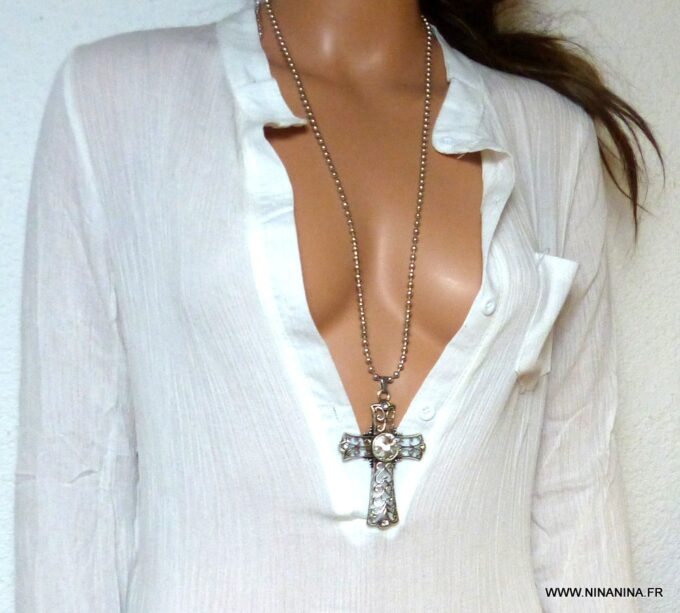 N3349b_Collier_femme_long_sautoir_croix_gothique_metal_argente_chaine_boule_NINANINA