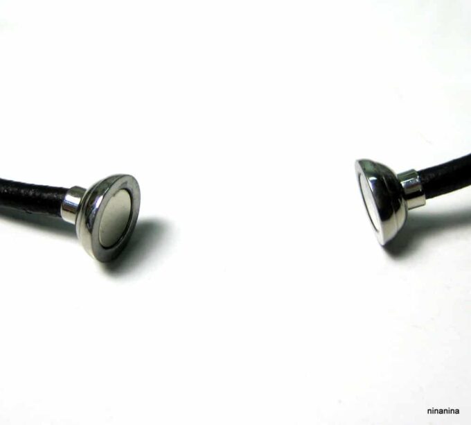 N3372terd_collier_homme_cuir_et_fermoir_boule_acier_inoxydable