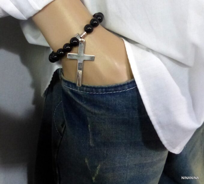 N3383_Bracelet_homme_agates_perles_noires_croix_acier_inoxydable