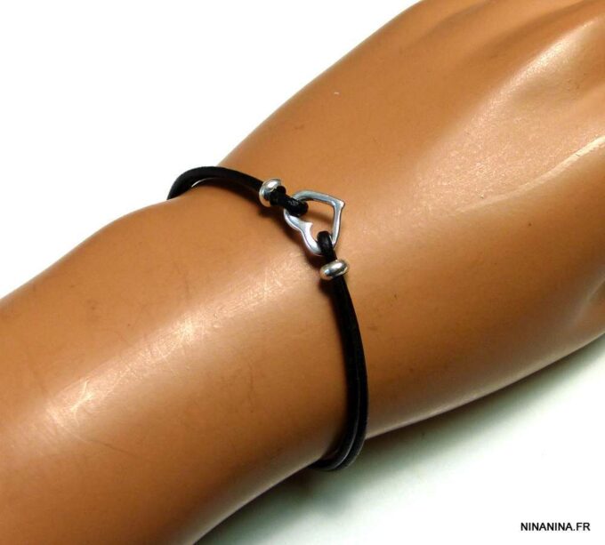 N3385tere_bracelet_cordon_cuir_coeur_argent_massif-1