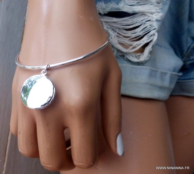 N3406b_Bracelet_jonc_Argent_plaque_pendentif_porte_photo_-_Bijoux_Bracelets_en_ligne_Ninanina
