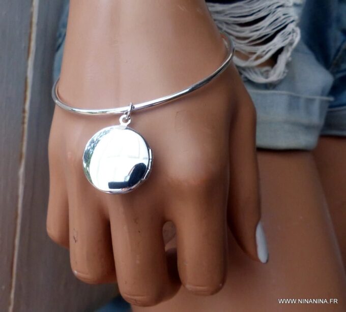N3406d_Bracelet_jonc_Argent_plaque_pendentif_porte_photo_-_Bijoux_Bracelets_en_ligne_Ninanina