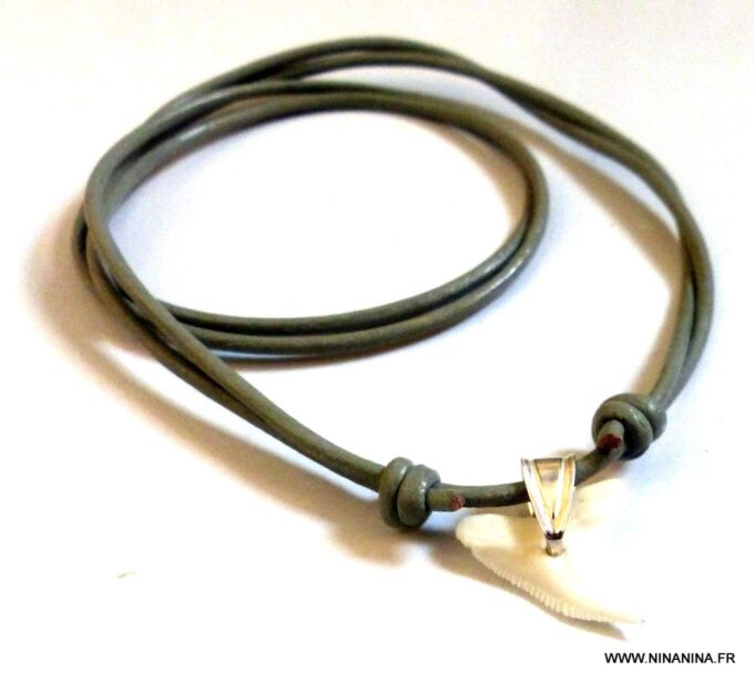 N3411d_Collier_homme_cordon_cuir_dent_de_requin_argent_massif_NINANINA