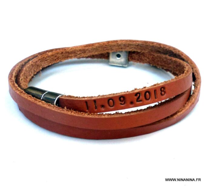 N3454g_Bracelet_cuir_3_tours_lettre_personnalisee_-_Bijoux_Bracelets_en_ligne_Ninanina