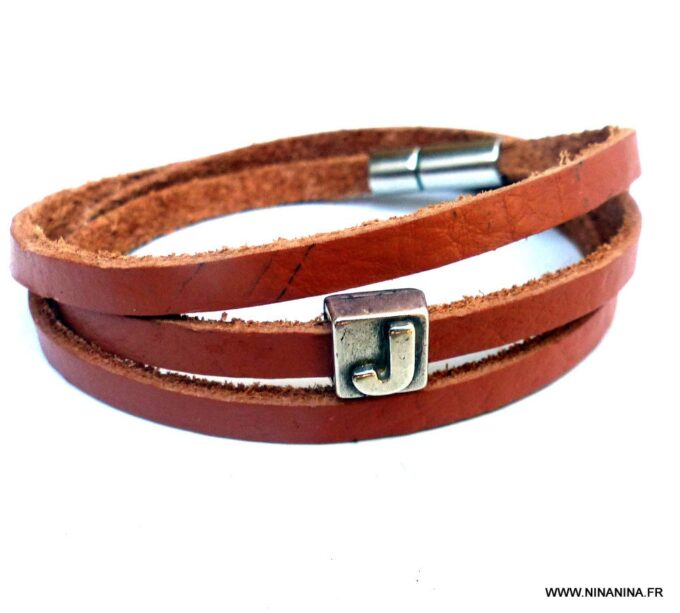 N3454i_Bracelet_cuir_3_tours_lettre_personnalisee_-_Bijoux_Bracelets_en_ligne_Ninanina