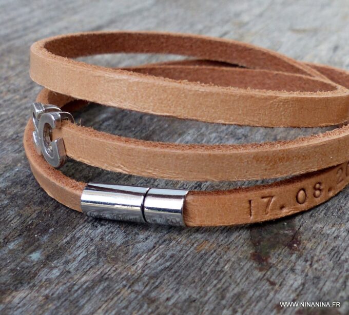 N3454m_Bracelet_cuir_3_tours_grave_lettre_personnalisee_-_Bijoux_Bracelets_en_ligne_Ninanina