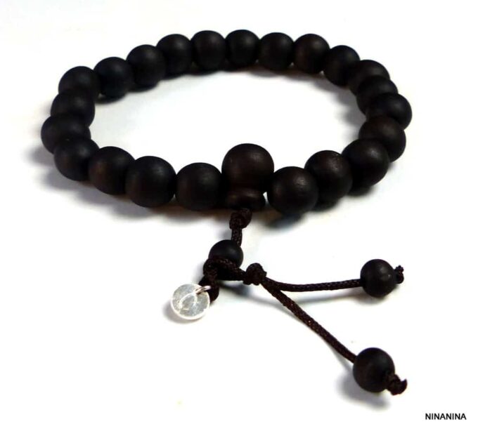 N3460tere_Bracelet_homme_perles_bois_medaille_argent_massif_personnalise-1