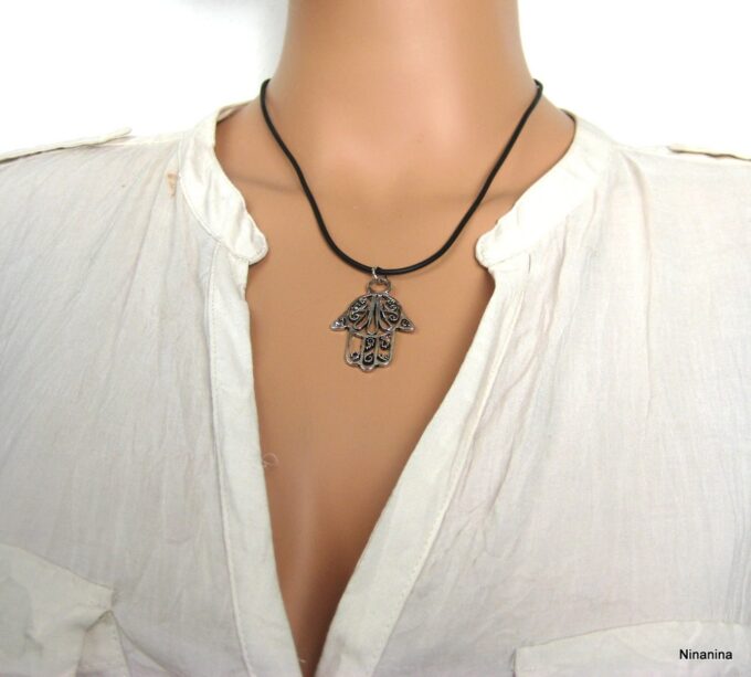 N3498b_collier_cuir_et_main_de_fatma