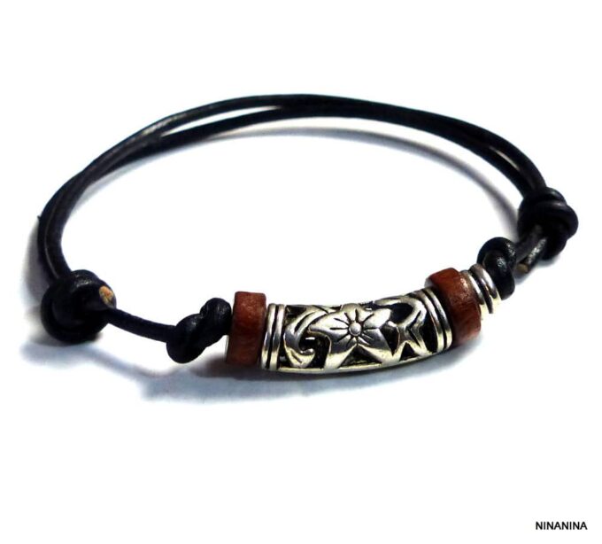 N3502c_Bracelet_homme_cordon_cuir_perles_bois_tube_metal_argent