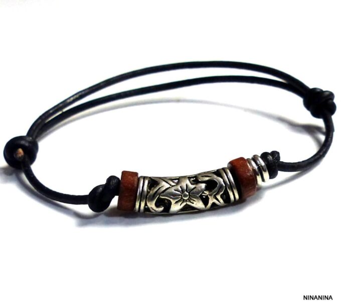 N3502f_Bracelet_homme_cordon_cuir_perles_bois_tube_metal_argent