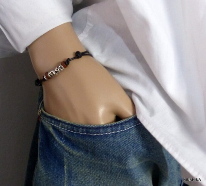 N3502g_Bracelet_homme_cordon_cuir_perles_bois_tube_metal_argent