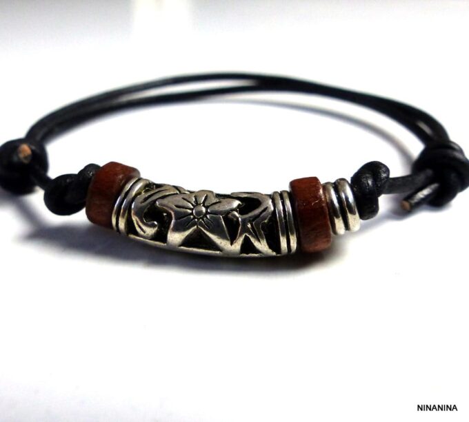 N3502j_Bracelet_homme_cordon_cuir_perles_bois_tube_metal_argent