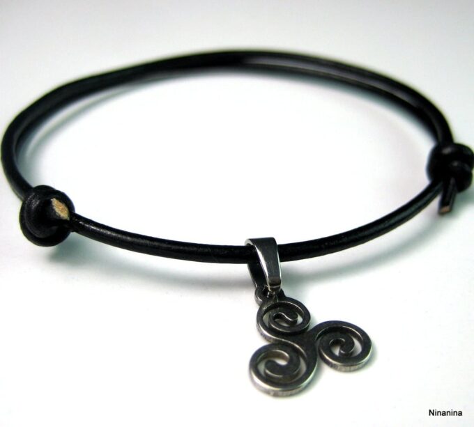 N3563a_bracelet_de_cheville_cordon_triskel_-_Copie-1