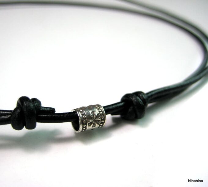 N3568b_collier_cordon_homme_cuir_et_argent_massif