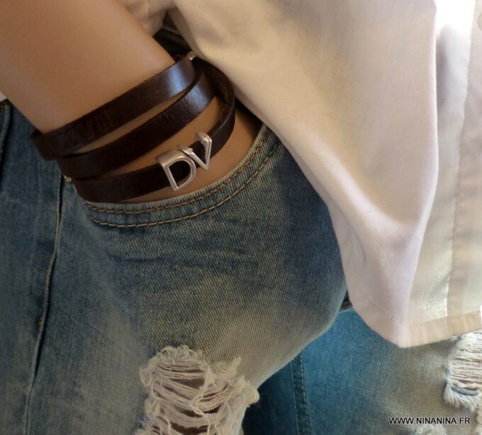 N3594D_Bracelet_homme_wrap_cuir_3_tours_lettre_metal_argent_personnalisee_-_Bijoux_en_ligne_Ninanina-2