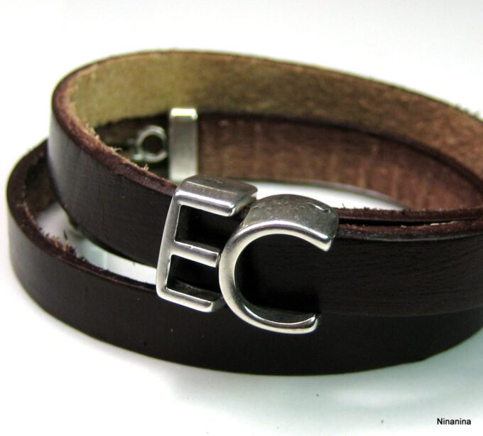 N3595_bracelet_cuir_lettre_personnalise