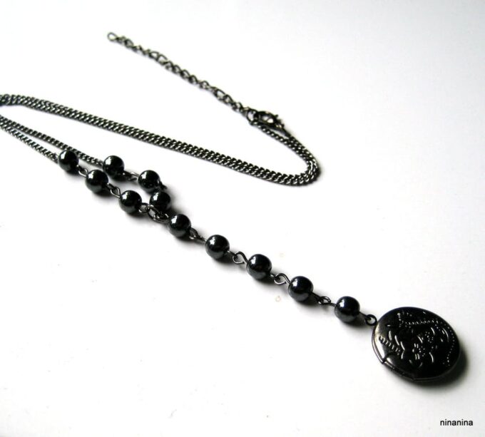 N3674j_collier_porte-photo_metal_noir-1