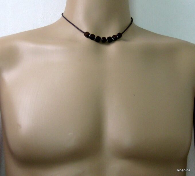 N3675f_collier_cordon_perles_bois_carrees