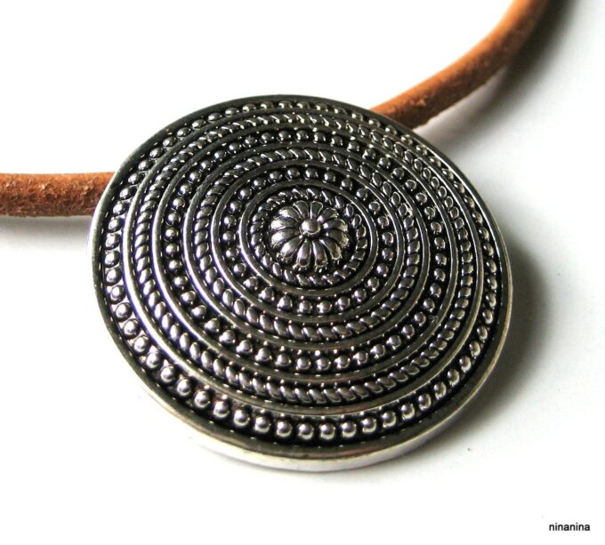 N3695g_collier_cordon_cuir_et_pendentif_rond_argent