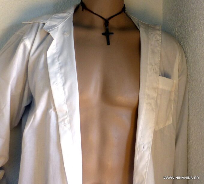 N3704A_collier_homme_cordon_cuir_croix_inoxydable_NINANINA