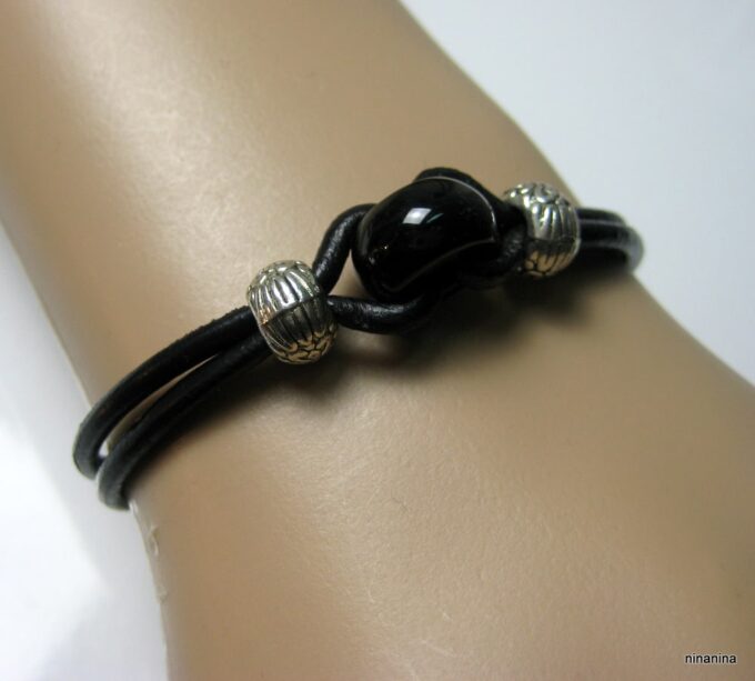 N3715d_bracelet_homme_cuir_et_perle_noire
