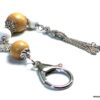 N3728ter_Bijou_de_sac_porte_cle_boules_bois_pompon_metal_argente