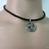 N3748f_collier_cuir_tresse_et_triskel_acier_inoxydable
