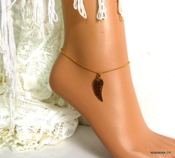 N3783ter_Chaine_de_cheville_aile_dange_acier_inoxydable_dore-1