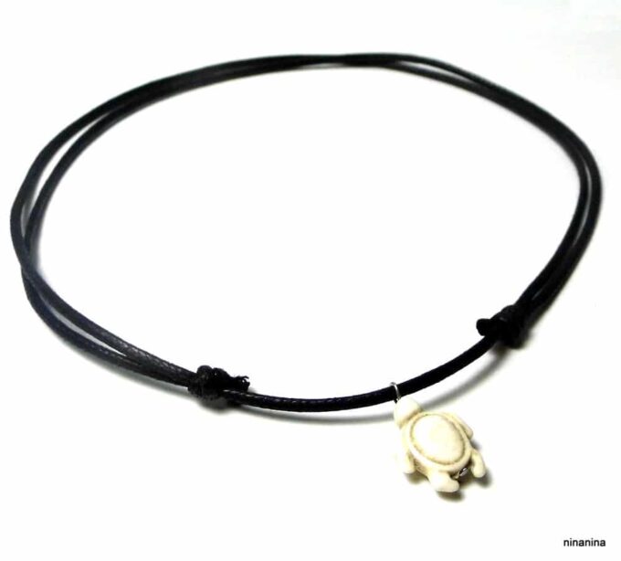 N3811f_collier_cordon_tortue_blanche