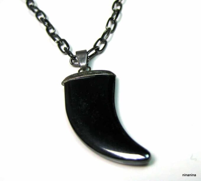 N3835a_collier_homme_dent_de_requin_noire