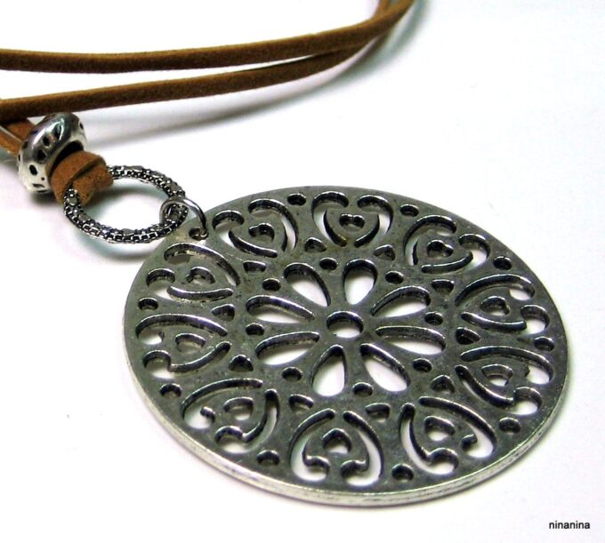 N3845a_collier_long_suedine_et_metal_argente