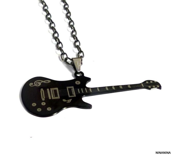 N3857a_Collier_homme_guitare_bass_noire_acier_inoxydable