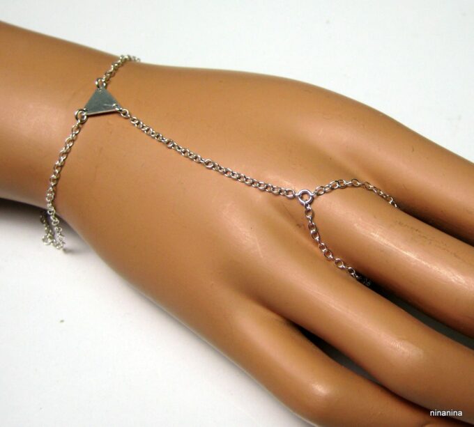 N3865e_bracelet_bague_triangle_argent_massif