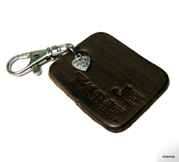 N3871_porte-cle_cuir_grave_je_taime-3