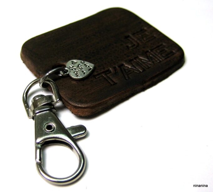 N3871b_porte-cle_cuir_grave_je_taime-3