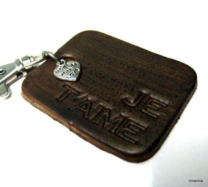 N3871d_porte-cle_cuir_grave_je_taime-3