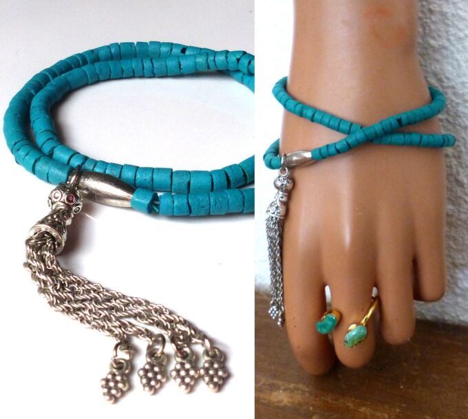 N3875b_Bracelet_wrap_2_tours_perles_coco_turquoise_et_pompon_metal_argente_-_Bijoux_en_ligne_NINANINA
