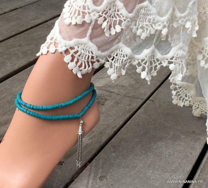 N3879c_Bracelet_chaine_de_cheville_boheme_hippie_2_tours_perles_coco_turquoise_pompon_argent_-_Bijoux_en_ligne_NINANINA