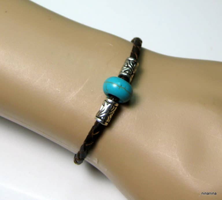 Bracelet Brésilien Tressé Marron Avec Perle Turquoise – Unisexe, Fait-main