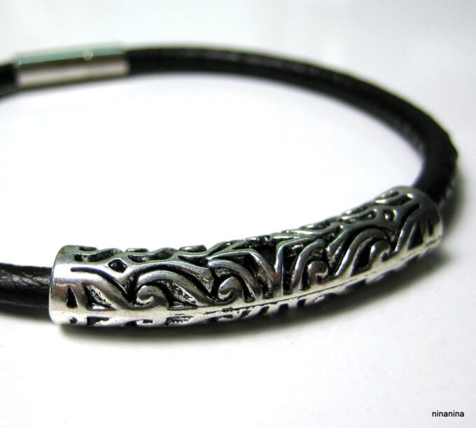 N3907a_bracelet_cuir_et_tube_metal_argent