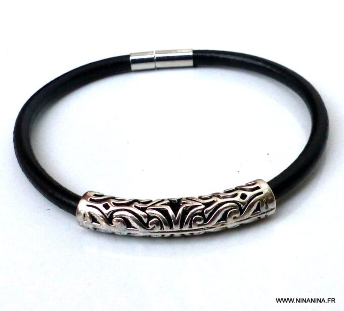 N3907b_Bracelet_homme_cordon_cuir_demi_lune_metal_argent_fermoir_acier_inoxydable_-_Bijoux_Bracelets_en_ligne_Ninanina