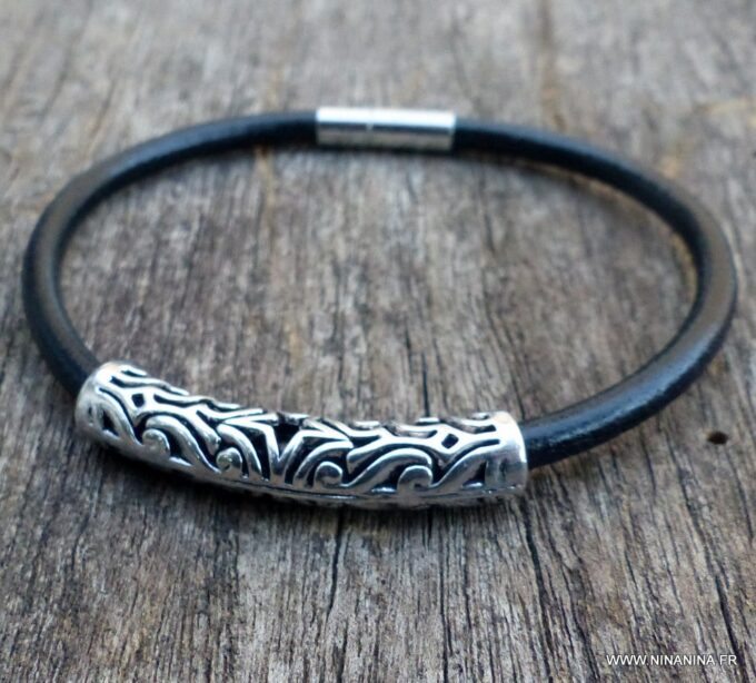 N3907e_Bracelet_homme_cordon_cuir_demi_lune_metal_argent_fermoir_acier_inoxydable_-_Bijoux_Bracelets_en_ligne_Ninanina