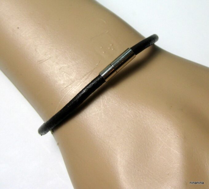 N3907g_bracelet_cuir_et_tube_metal_argent