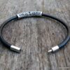 N3907m_Bracelet_homme_cordon_cuir_demi_lune_metal_argent_fermoir_acier_inoxydable_-_Bijoux_Bracelets_en_ligne_Ninanina-1