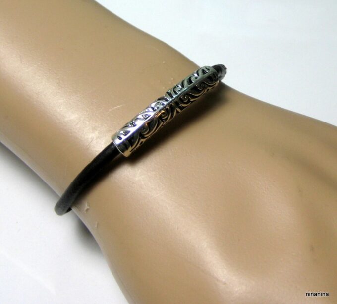 N3907m_bracelet_cuir_et_tube_metal_argent