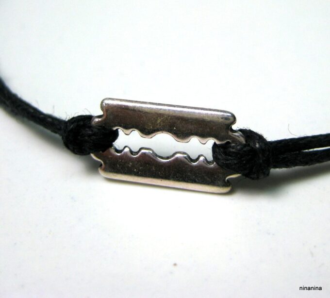 N3911a_bracelet_cordon_lame_de_rasoir_metal_argent