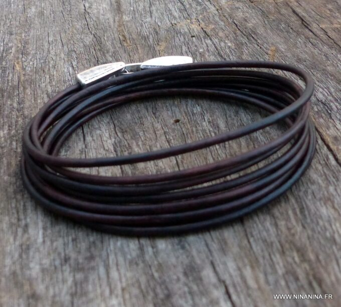 N3925g_Bracelet_wrap_cordon_cuir_fermoir_rectangle_metal_argente_-_Bijoux_Bracelets_en_ligne_ninanina