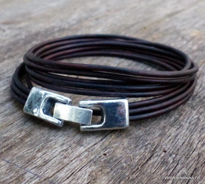 N3925i_Bracelet_wrap_cordon_cuir_fermoir_rectangle_metal_argente_-_Bijoux_Bracelets_en_ligne_ninanina