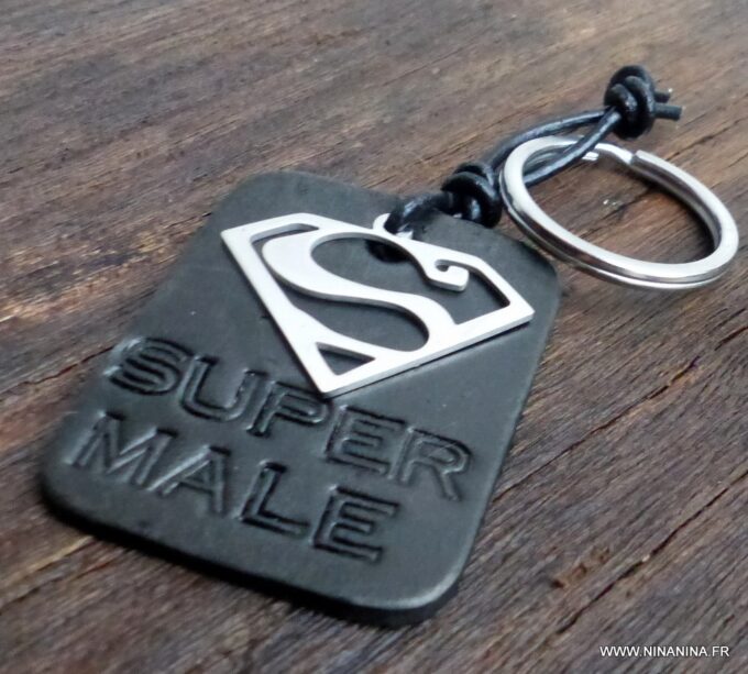 N3926a_Porte_cle_homme_cuir_personnalise_-_Bijoux_Porte_cles_en_ligne_Ninanina